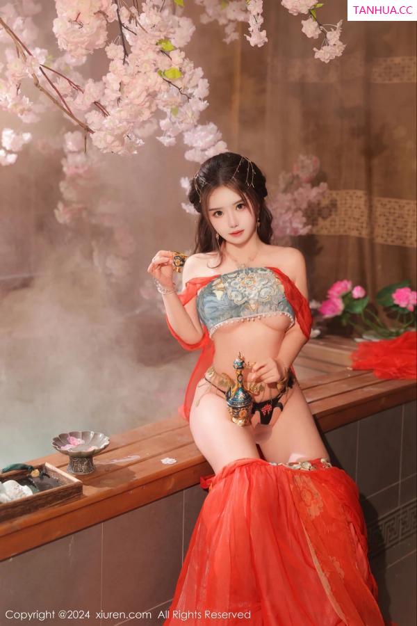   [XiuRen]高清写真图 2024.02.27 No.8146 小薯条nienie 性感美腿第44张图片